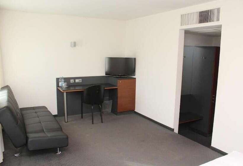 هتل Am Hirschgarten