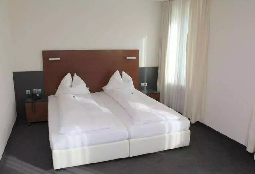 Hotelli Am Hirschgarten