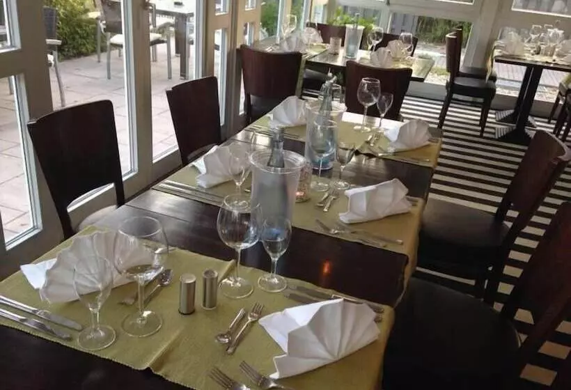 호텔 Ambiente Walldorf