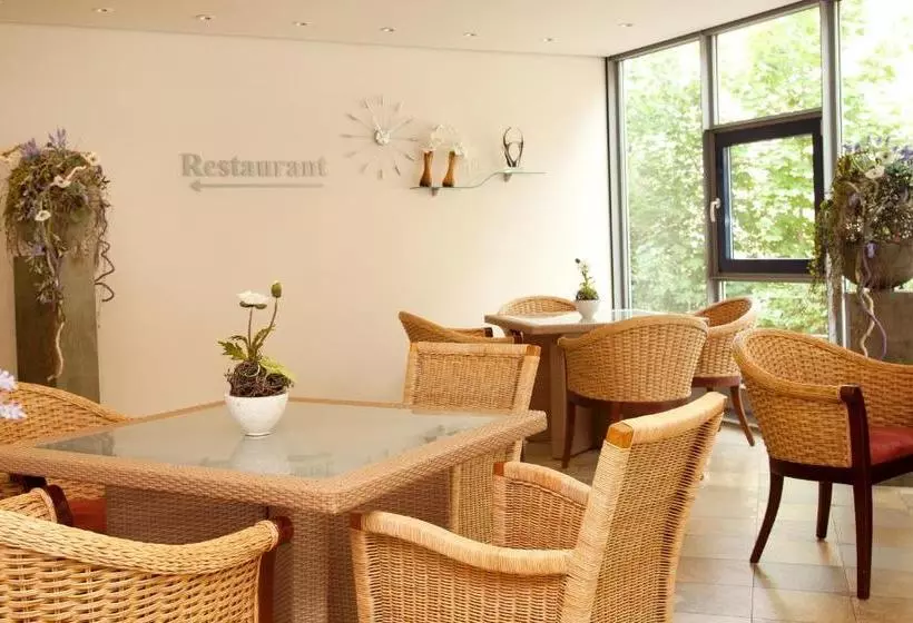 בית מלון כפרי Bayerischer Hof