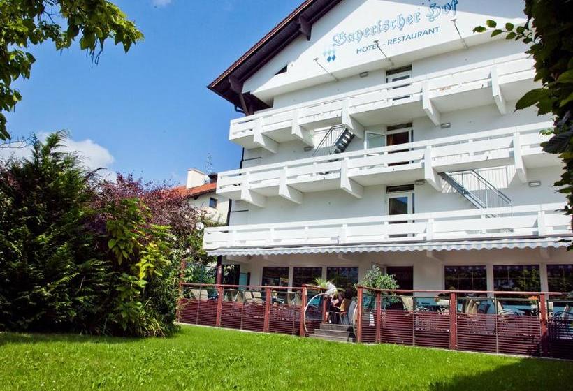 בית מלון כפרי Bayerischer Hof
