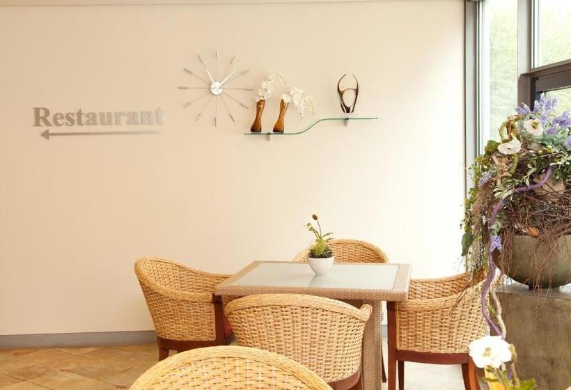 בית מלון כפרי Bayerischer Hof