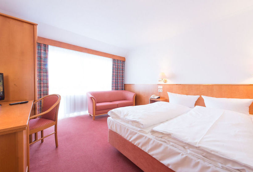 Отель Vinothek Boardinghouse