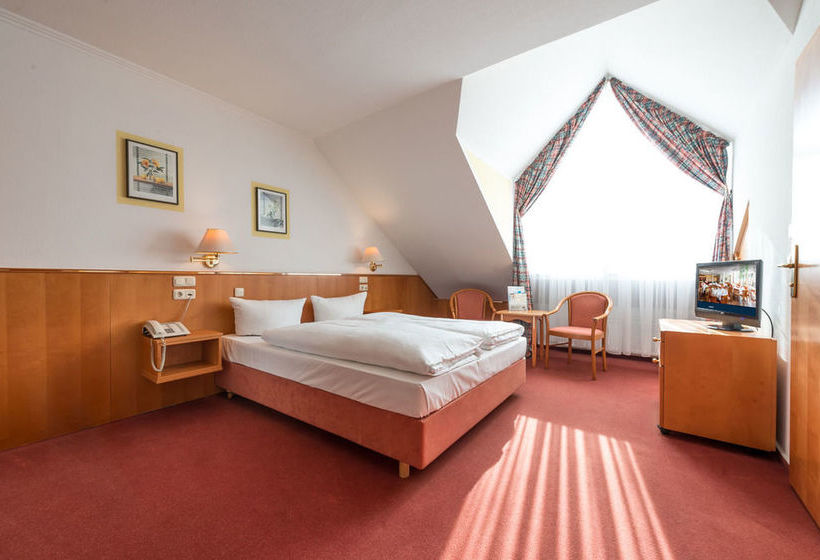 Отель Vinothek Boardinghouse