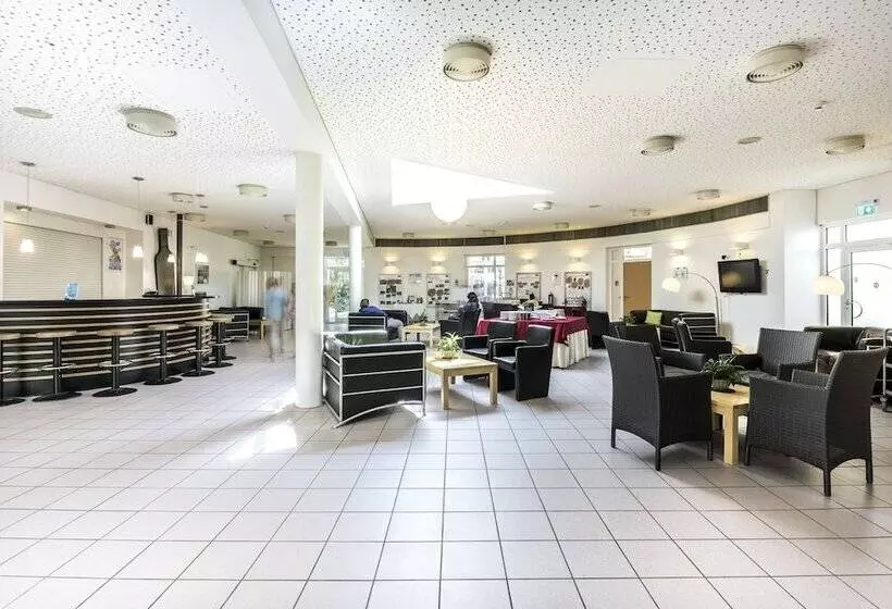 هتل Cjd Bonn Castell