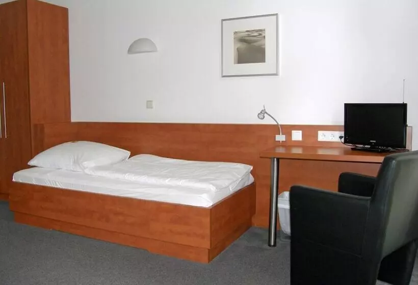 هتل Cjd Bonn Castell