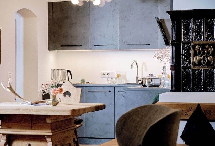 فندق Der Lederer Hof   Boutique Apartments