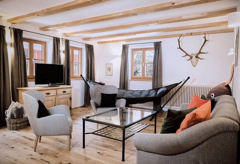 فندق Der Lederer Hof   Boutique Apartments