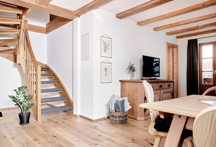 فندق Der Lederer Hof   Boutique Apartments