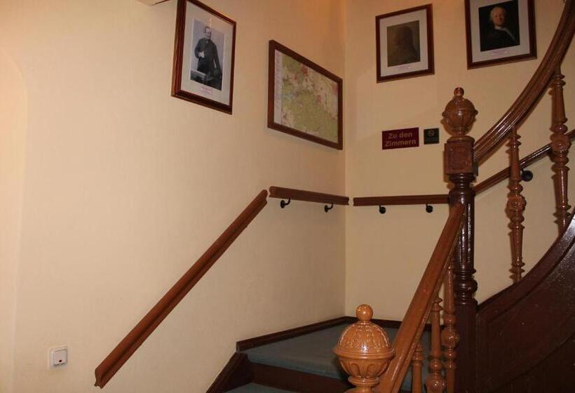 فندق Garni Am Dippeplatz