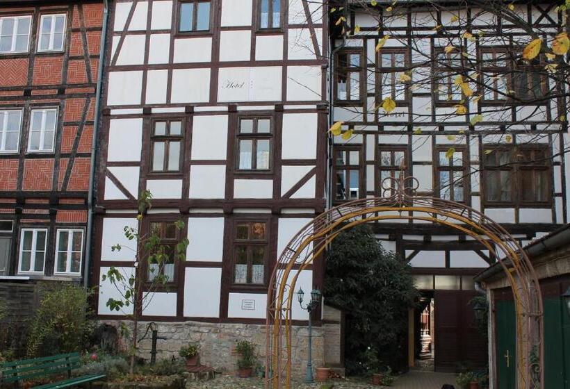 فندق Garni Am Dippeplatz