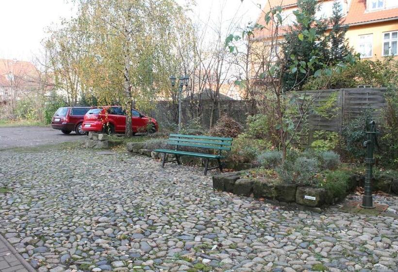 فندق Garni Am Dippeplatz