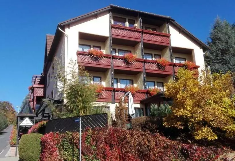 ホテル Garni Tonburg