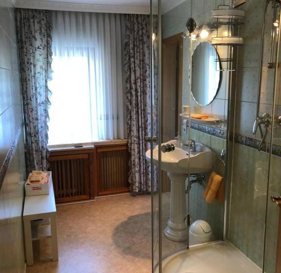 فندق Garni Tonburg