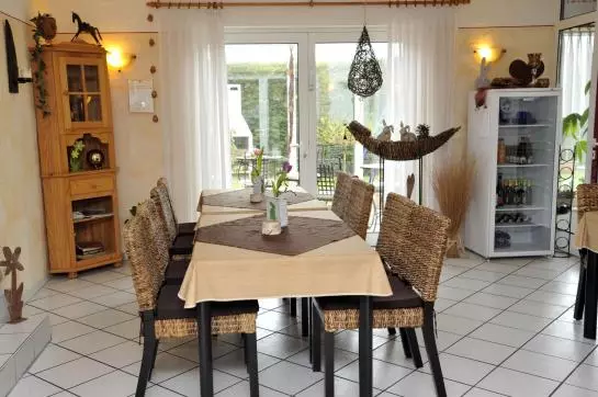 Pensão Gästehaus Glück Wir Haben Immer Eintrittskarten Für Den Europa-park Für Sie!