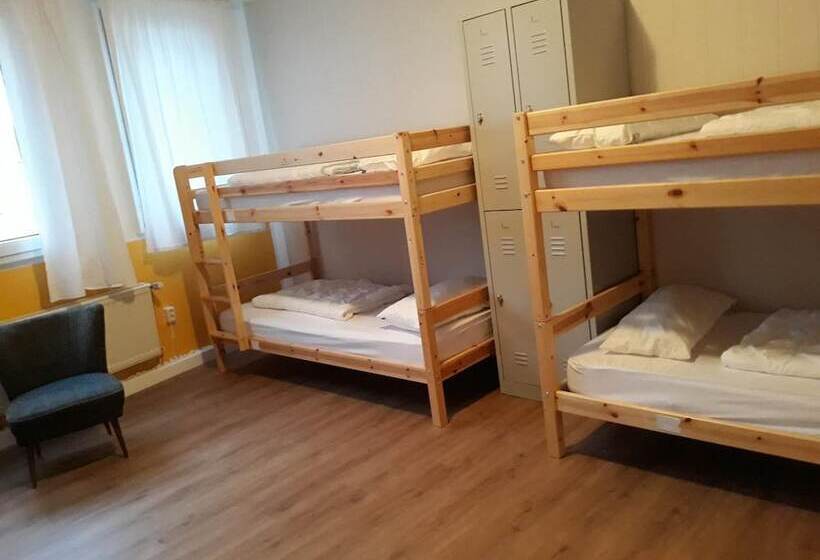 בית מלון כפרי Hostel 45