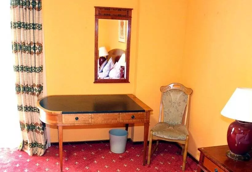 ホテル Neustädter Hof