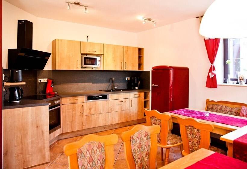 ホテル Pension & Ferienwohnung Oberhof 810 M