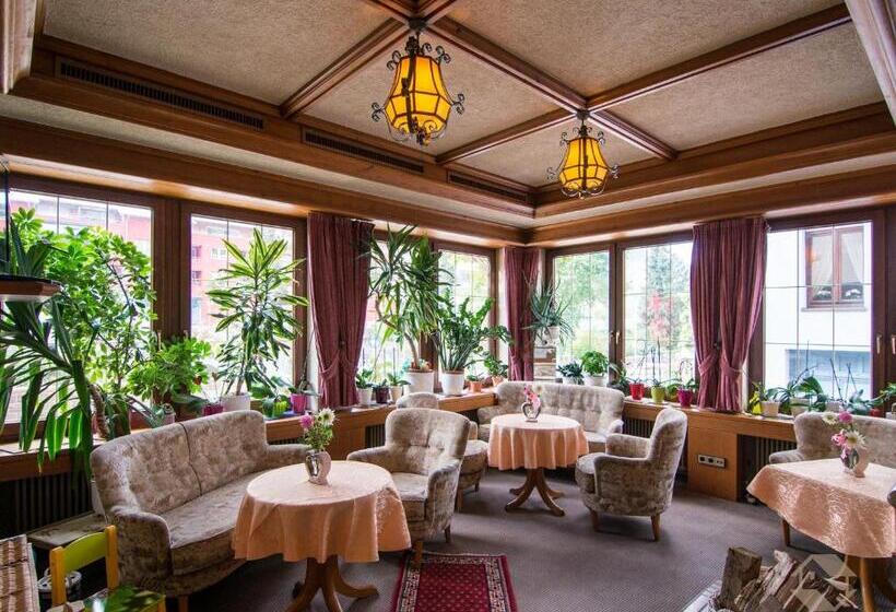 Отель Restaurant Alte Linde