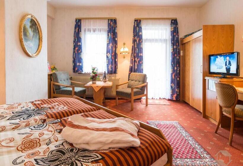 Отель Restaurant Alte Linde