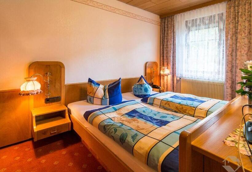 Отель Restaurant Alte Linde