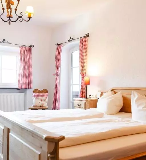 Пансион Gästehaus Maria Theresia  Garni