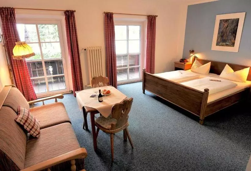 Пансион Gästehaus Maria Theresia  Garni