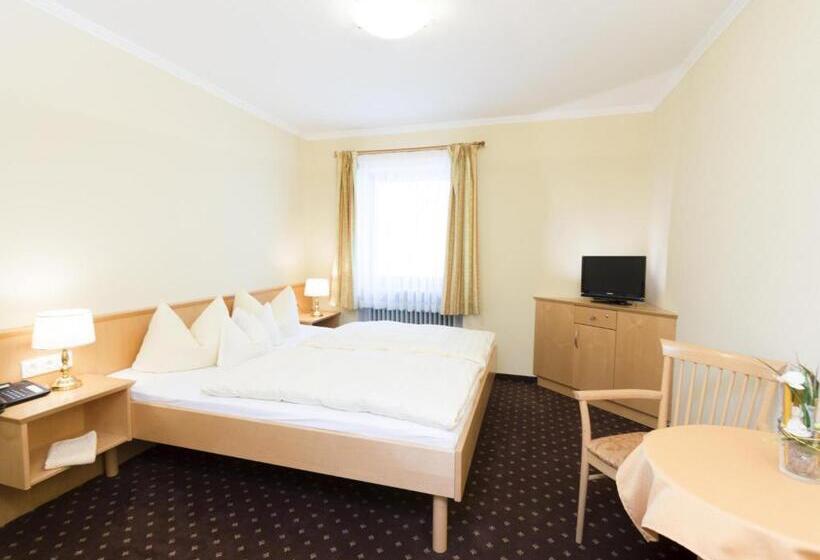 פנסיון Gasthaus Glaser