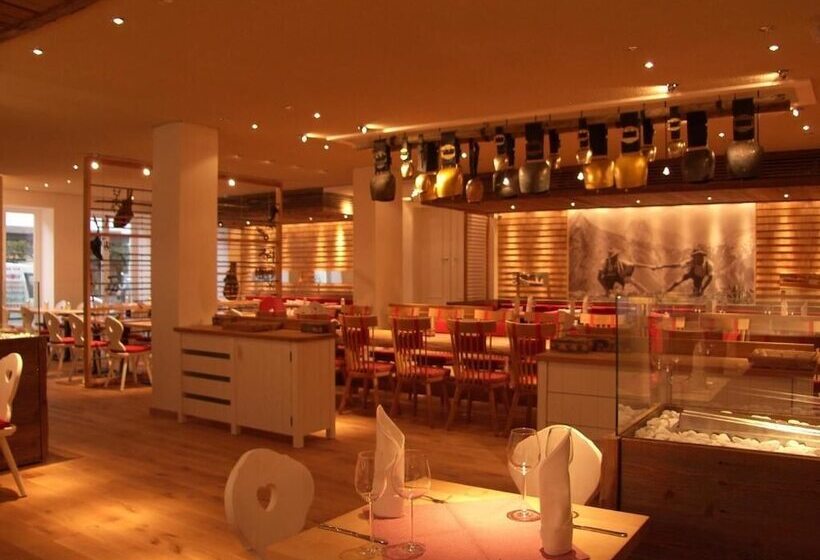 Alpin Lifestyle Hotel Löwen & Strauss