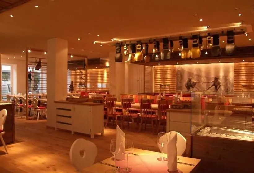 Alpin Lifestyle Hotel Löwen & Strauss