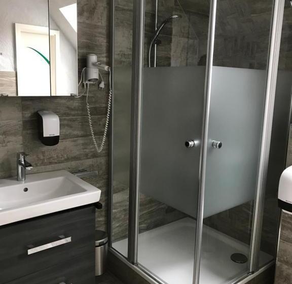 Bed & Breakfast In Legden