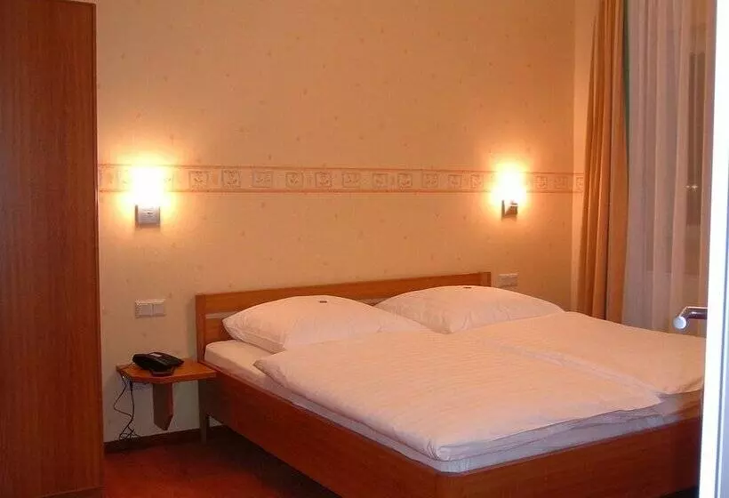 Altes Doktorhaus   Hotel Garni