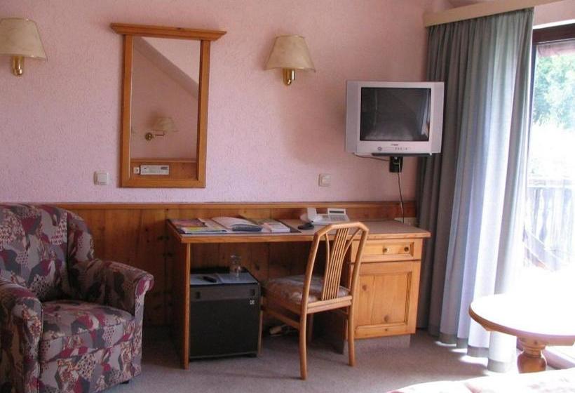 فندق Barbarossa Garni Bei Hanau