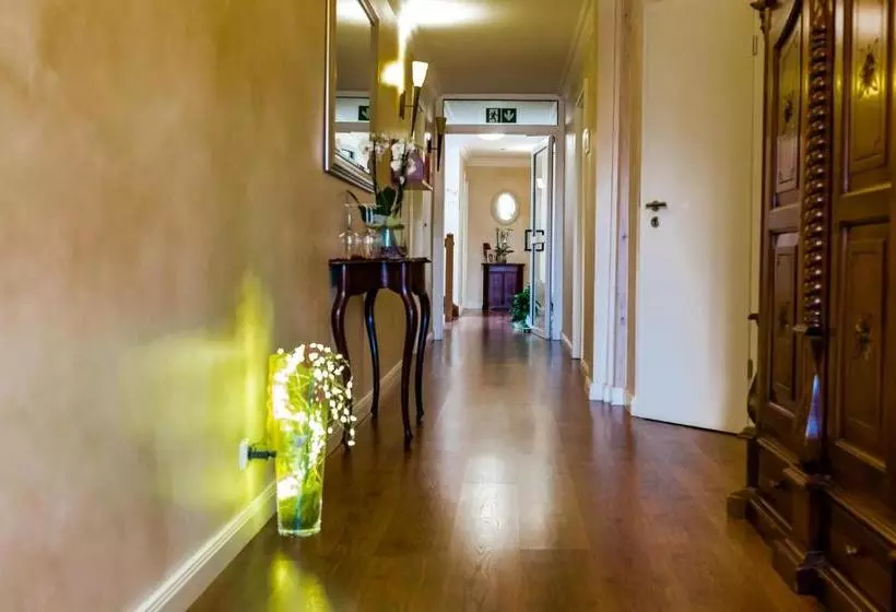 Отель Auszeit Neunkirchen Seelscheid