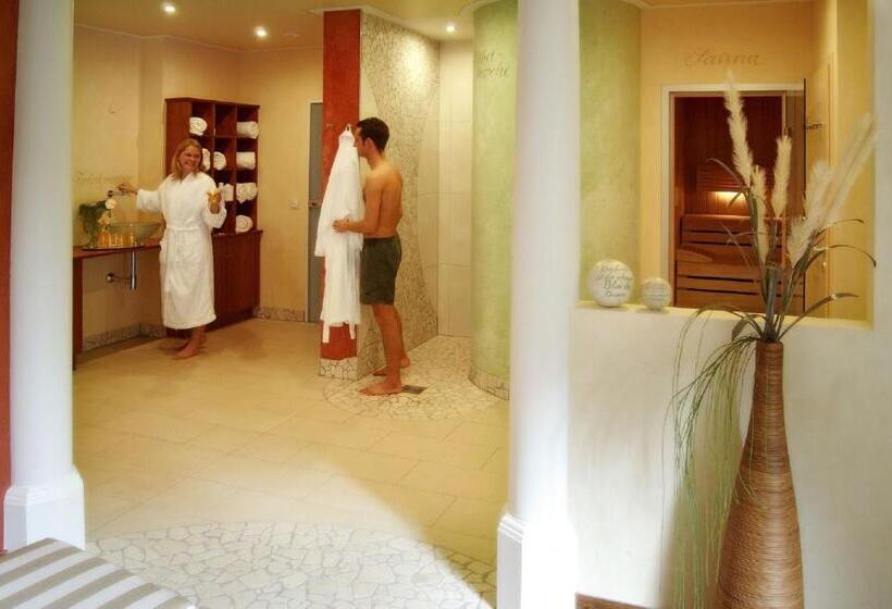 هتل Garni Fürst Von Waldeck