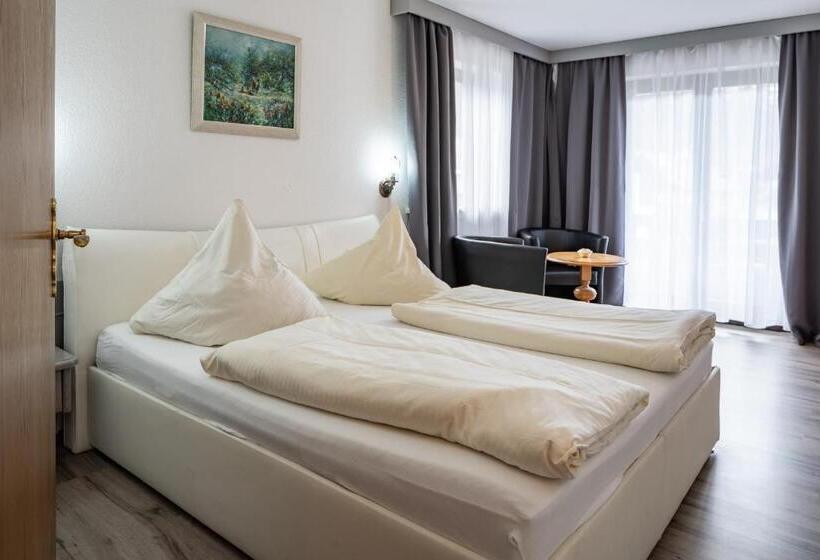 ホテル Garni Jägerhof