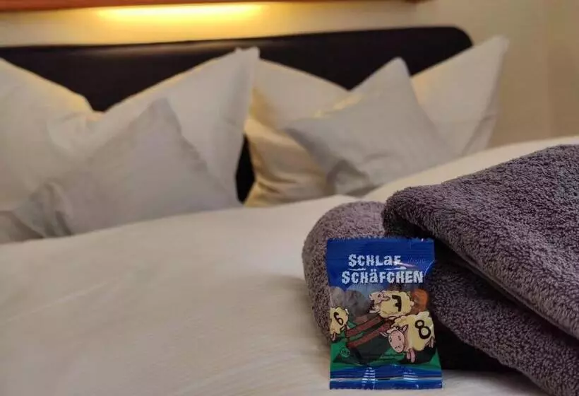 בית מלון כפרי Garni Zur Alten Post