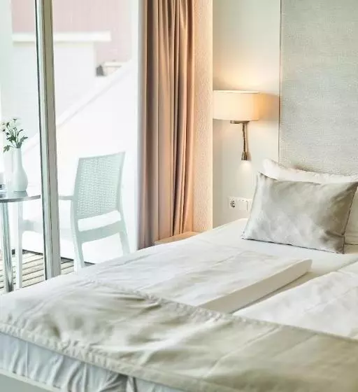 Отель Hoeri Am Bodensee