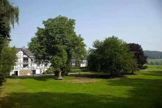 Отель Landgut Stüttem