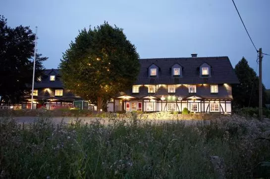 Отель Landgut Stüttem