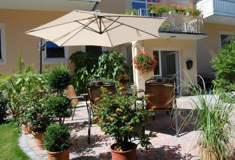 Отель Marienhof