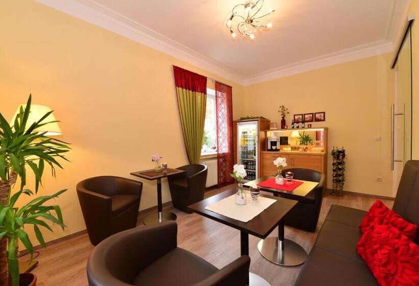 Отель Marienhof