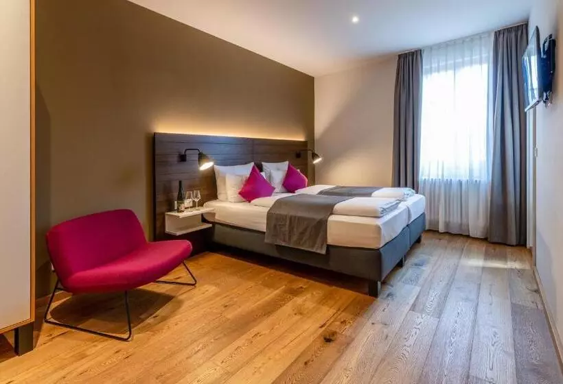 ホテル Müller! Das Weingut & Wein