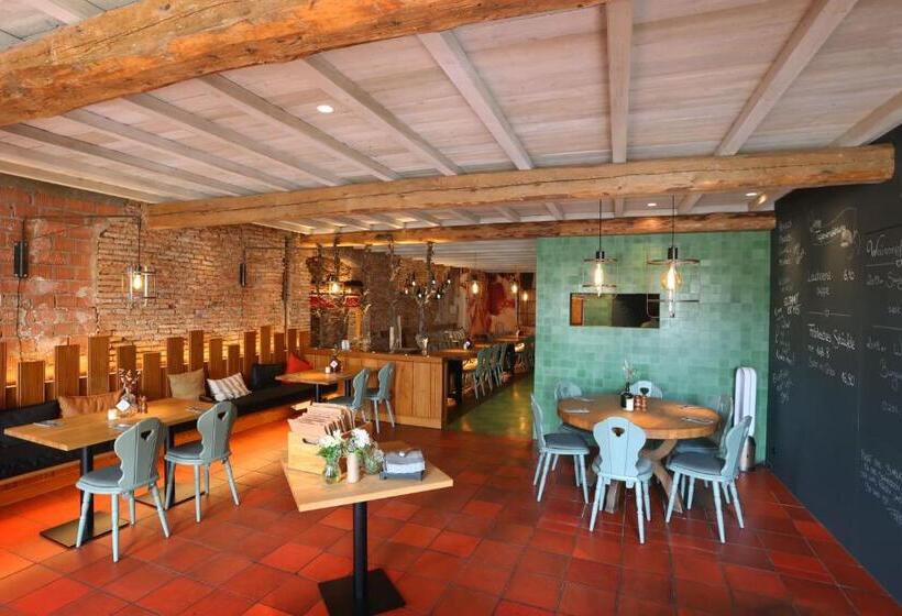 Hotel Müller! Das Weingut & Wein