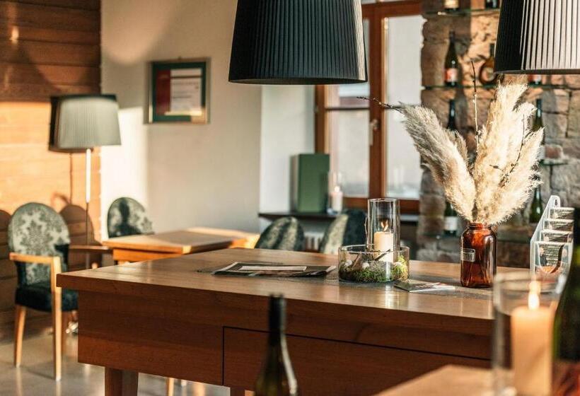 Hotel Müller! Das Weingut & Wein