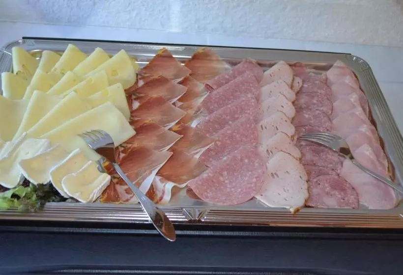 בית מלון כפרי Pension Ostler