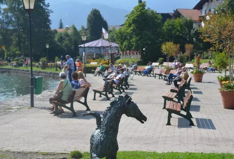 בית מלון כפרי Pension Ostler