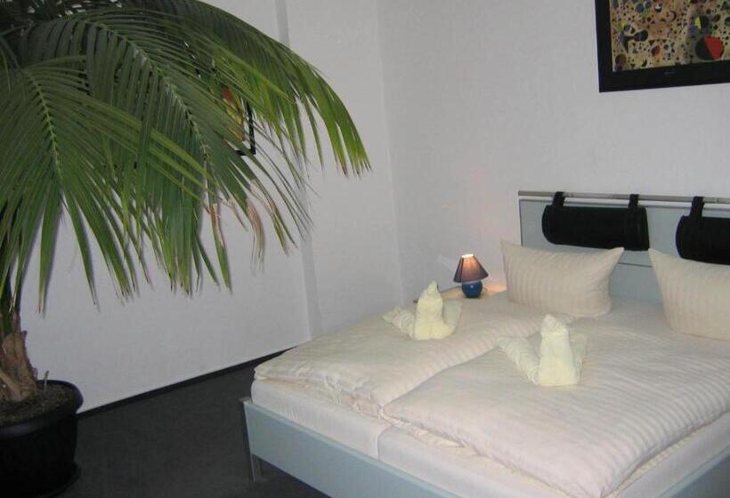 酒店 Restaurant Marbella