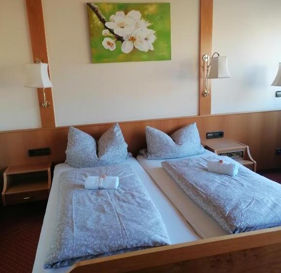 فندق Restaurant Rebstock