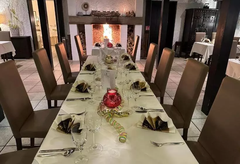 فندق Restaurant Steinkrug